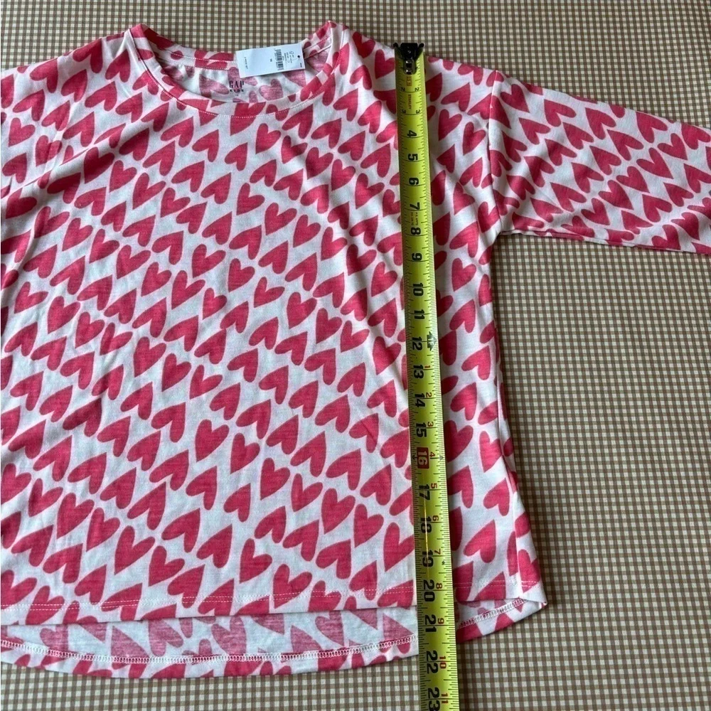 Gap Teen Pajama top. Heart print.‎ NWT. Size 14